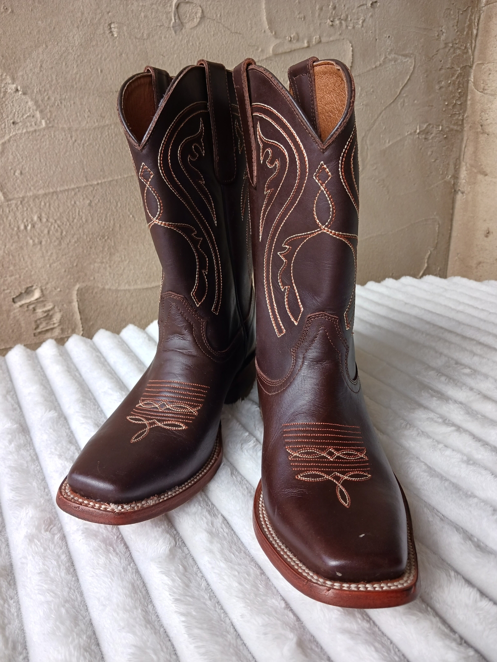 Reptilius - Leather Women's Cowboy Boots